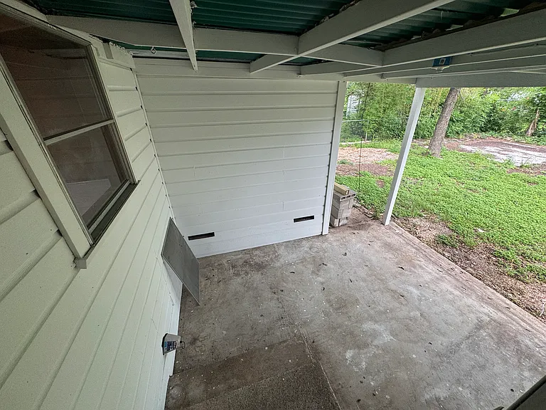 610 N Joyce St — Photo 30