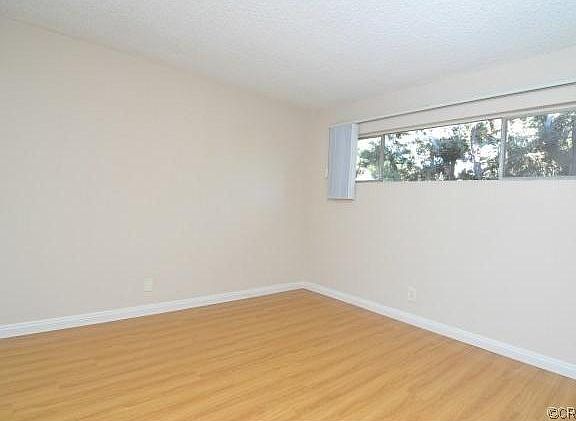5th image of 1428 Lyndon St APT 5