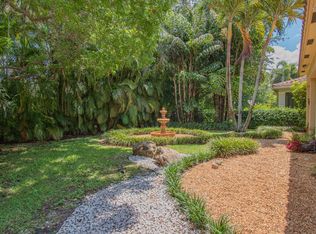 10689 Willow Oak Ct, Wellington, FL 33414