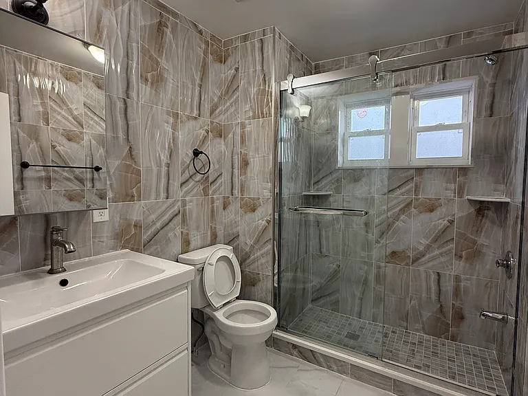 150 W Fisher Ave — Photo 5