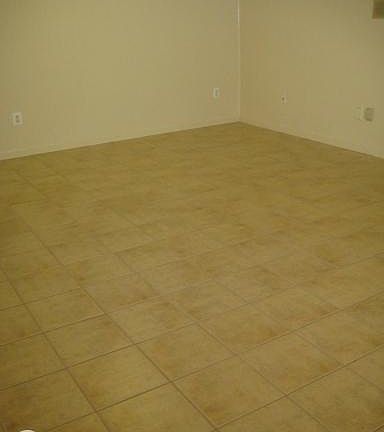 5th image of 8340 Glastonbury Ct