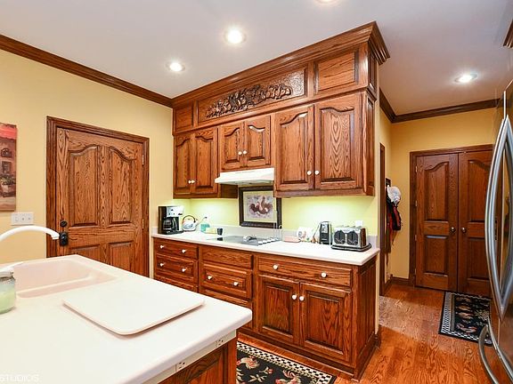 04_1805Gibson_5_Kitchen_HiRes