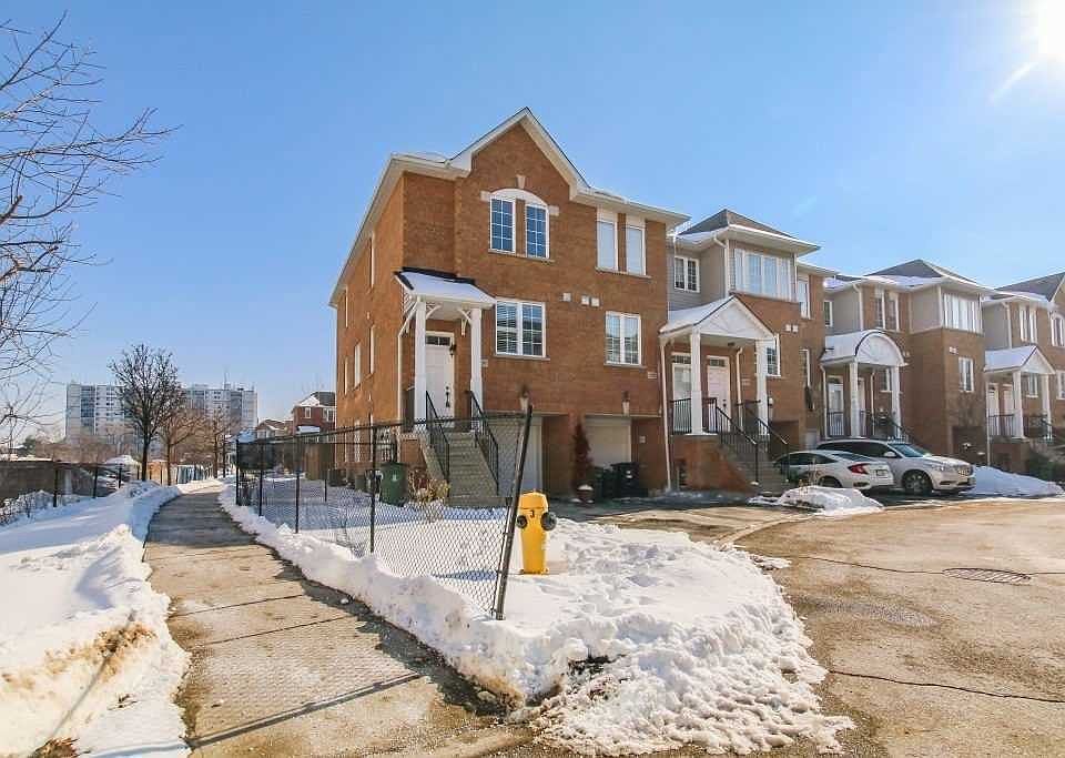 2nd image of 2782 Eglinton Ave E #1