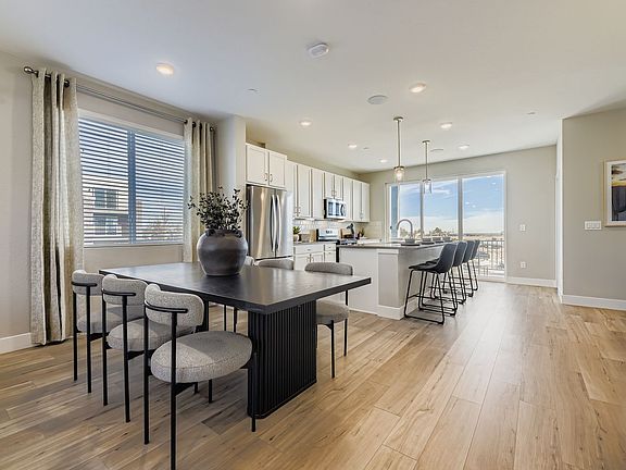 Apex Four Dining Nook at Uplands in Westminster, CO