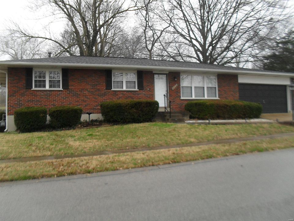 1st image of 4857 Laurier Dr