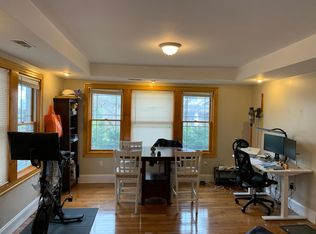 26 Grotto Ave APT 1R, Providence, RI 02906