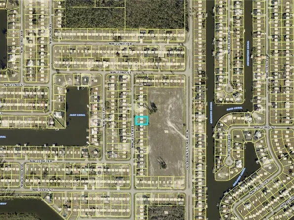 2105 NW 41st Ave, Cape Coral, FL 33993