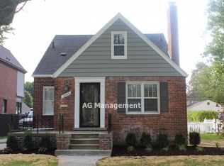 10105 Lasalle Blvd, Huntington Woods, MI 48070