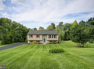 155 Griffith Ln, Manchester, PA 17345