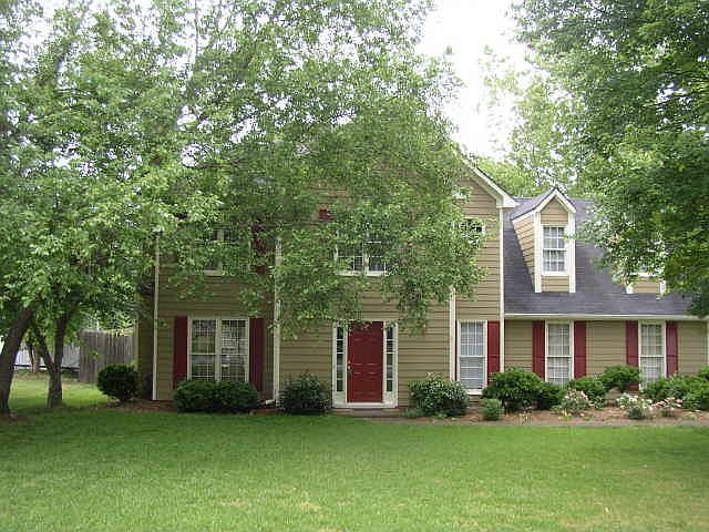 1st image of 4069 Longford Dr NE