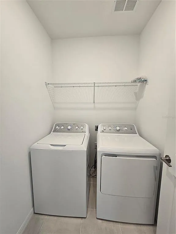 3 bed, 2.0 bath, 1585 sqft, $2,350 — Photo 4
