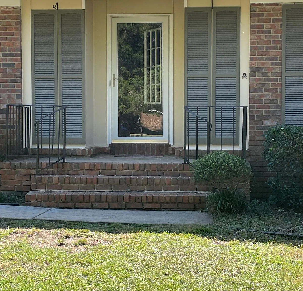 3 bed, 1464 sqft, $1,900 — Photo 3