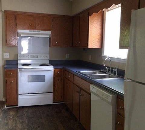 Appliances included