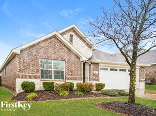 212 Greenhill St, Glenn Heights, TX 75154