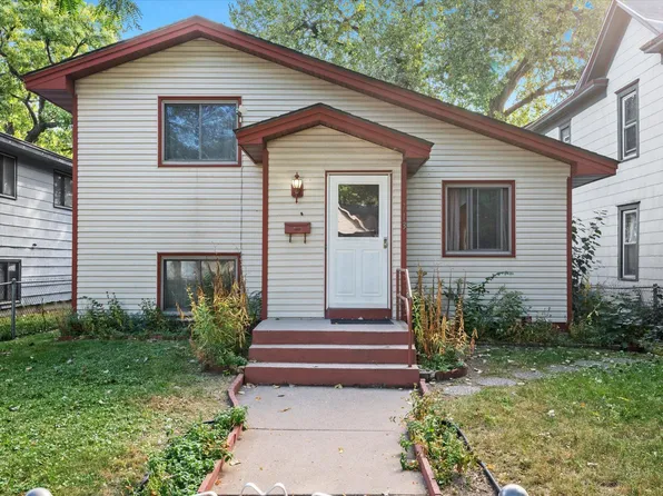 713 Pierce St NE, Minneapolis, MN 55413