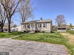 60 Cedar Ave, Gettysburg, PA 17325