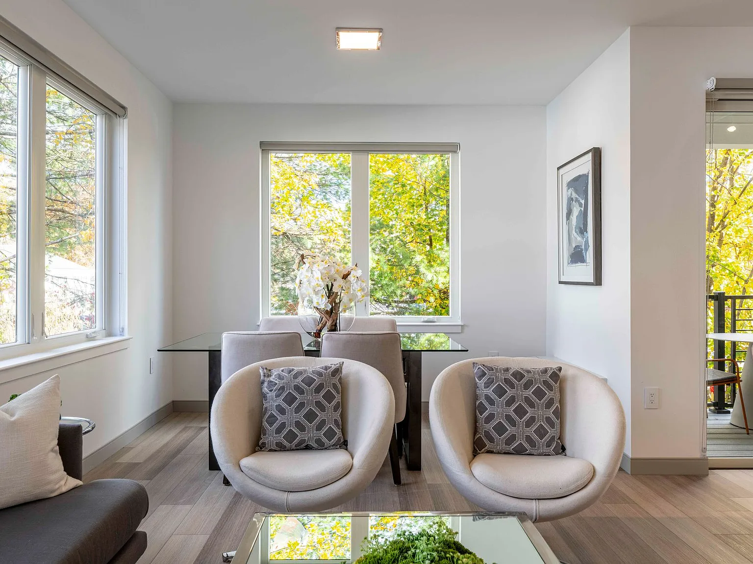 Wilton Center Lofts — Photo 3