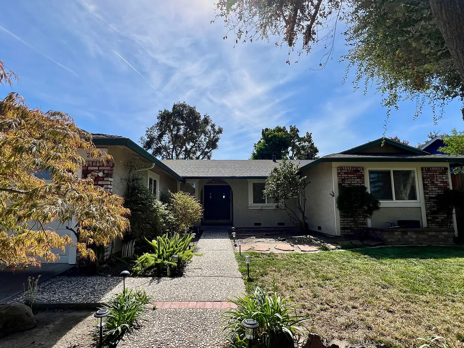 4 bed, 1850 sqft, $4,700 — Photo 3