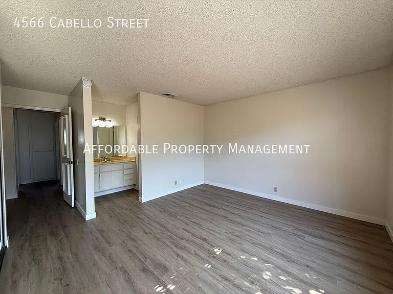 4566 Cabello St — Photo 12