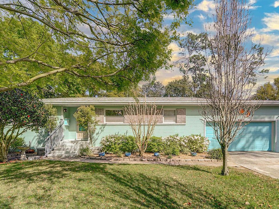 1st image of 1713 Serena Dr E