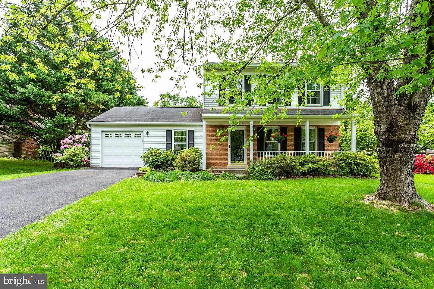 10140 Yorktown Dr photo 1