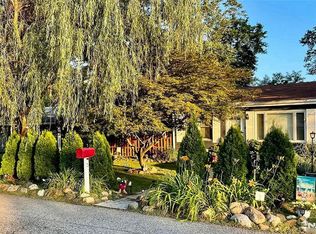 33 South Rd, Wayne, NJ 07470