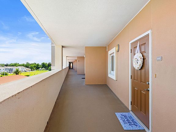 4th image of 2400 Grandiflora Blvd Unit E407