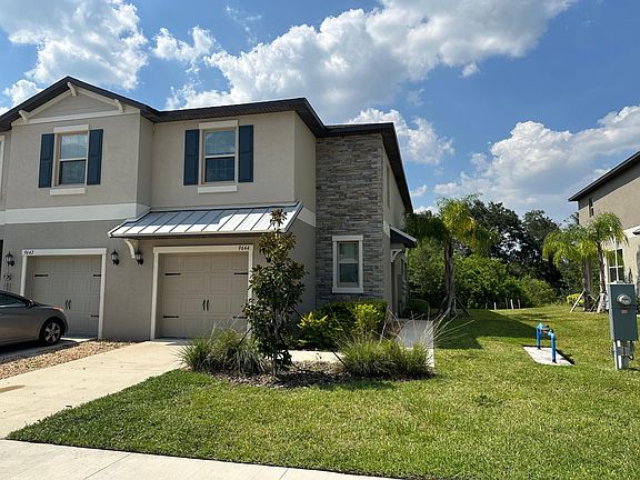 2nd image of 9464 Pembrooke Pines Dr