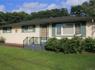 520 Wauregan Rd, Killingly, CT 06239