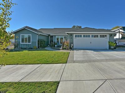 46 Terra Linda Ct, Eagle Point, OR, 97524