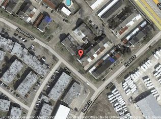 11877 Algonquin Dr, Houston, TX 77089