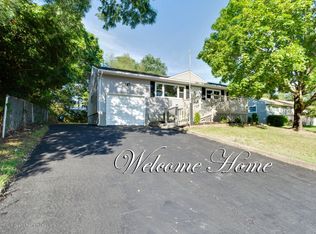 36 Adelphi Rd, Toms River, NJ 08757