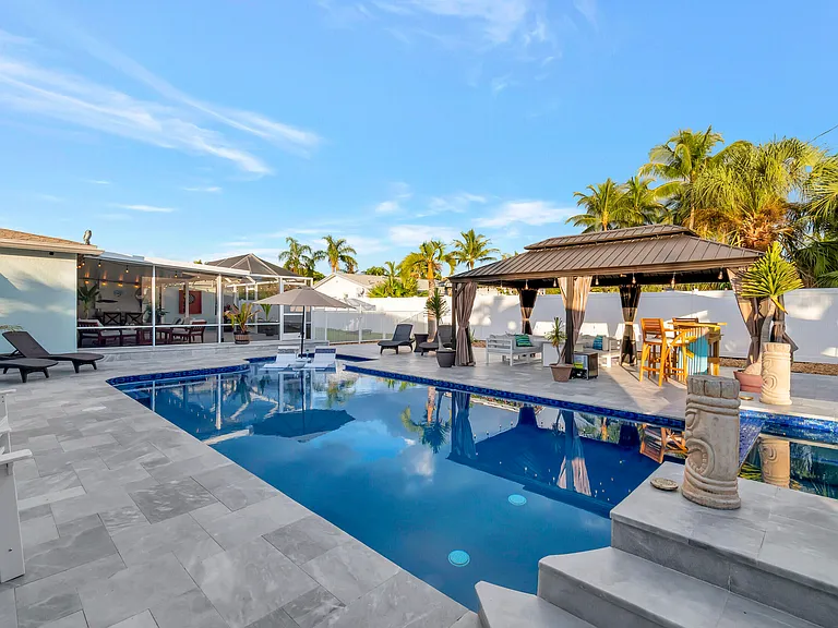 310 Gulfstream Dr — Photo 8