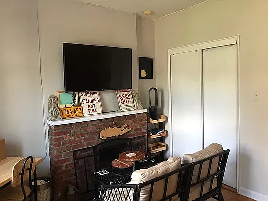 Rented by Friedman Roth Realty | media 17