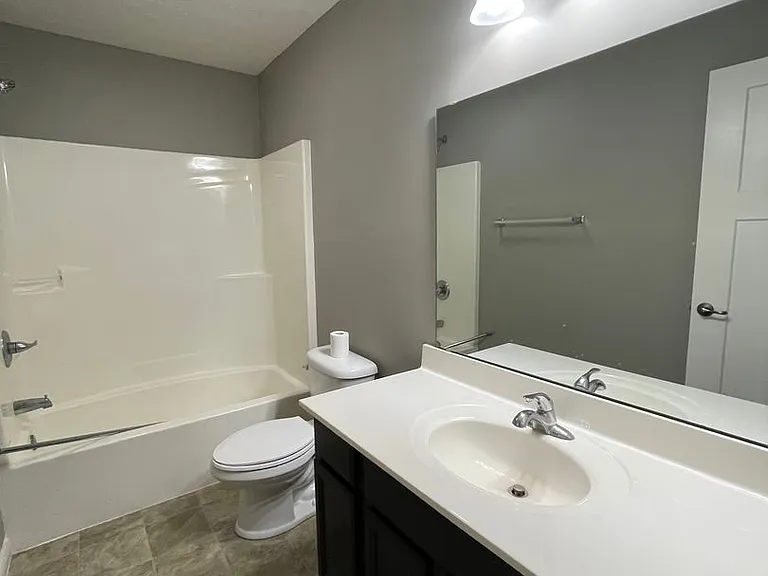 1329 Sourgum Ln — Photo 10