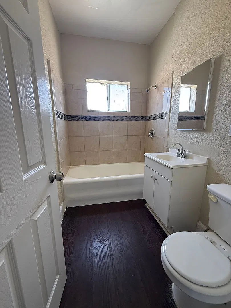 2225 Michigan (Send Work Orders to Alicia) — Photo 2