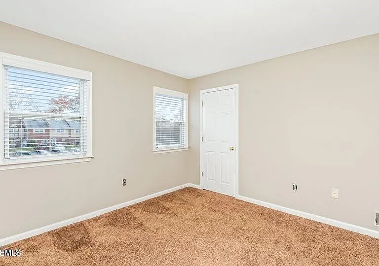 53 Briar Mills Dr #53 — Photo 17