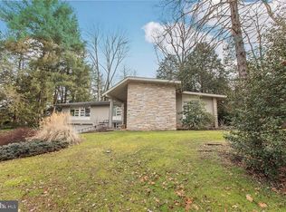 1115 Thrush Rd, Wyomissing, PA 19610