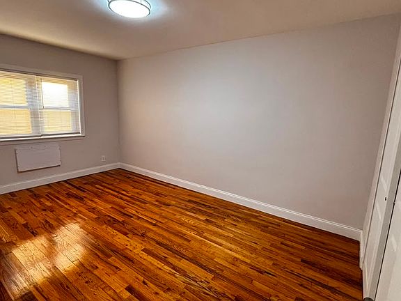 1st Room