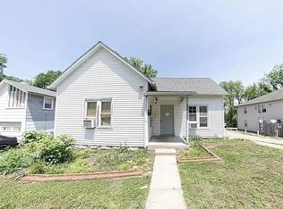 417 Jackson St, Warrensburg, MO 64093
