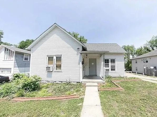 417 Jackson St, Warrensburg, MO 64093
