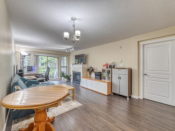 5th image of 2958 Silver Springs Blvd #314