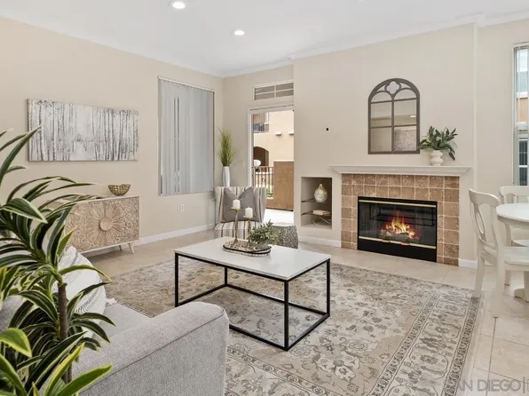 12697 Savannah Creek Dr Unit 267, San Diego, CA 92128