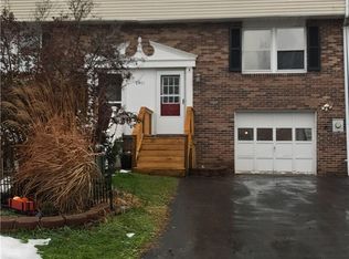 8411B Shallowcreek Rd, Liverpool, NY 13090