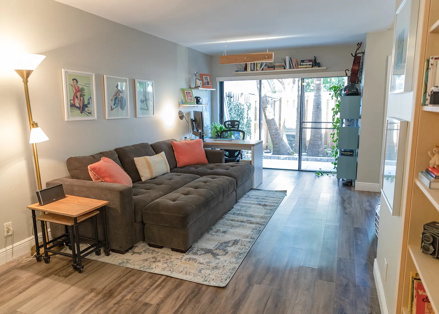 2 bed, 1.5 bath, 888 sqft, $3,000 — Photo 1