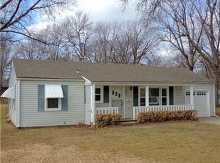 831 S Water St, Olathe, KS 66061