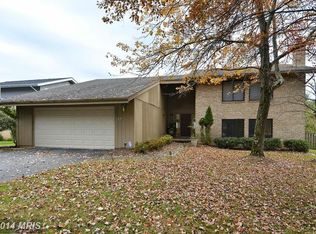 11133 Broad Green Dr, Rockville, MD 20854