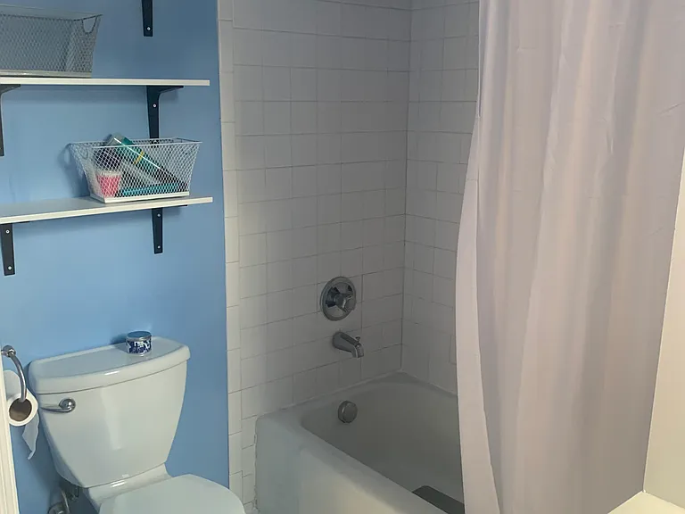 4.5 East St — Photo 3