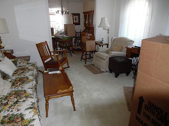 4th image of 11826 Stanwood Dr