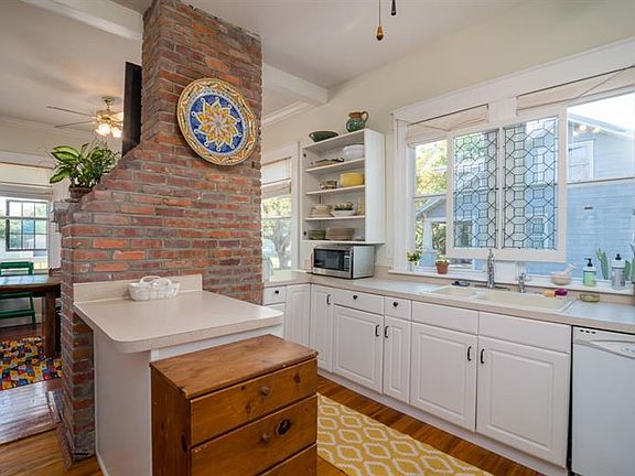 4th image of 6018 N Lynn Ave
